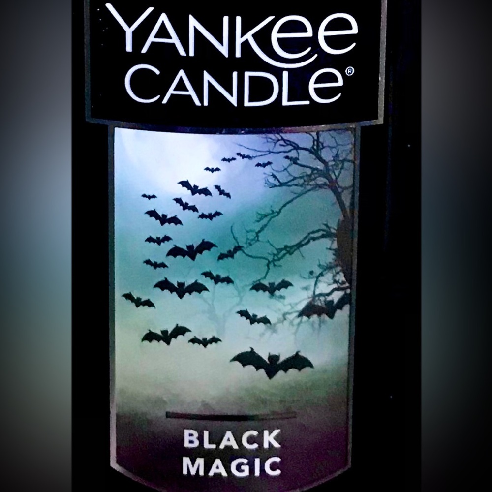 Yankee Candle Black Magic large jar Halloween
